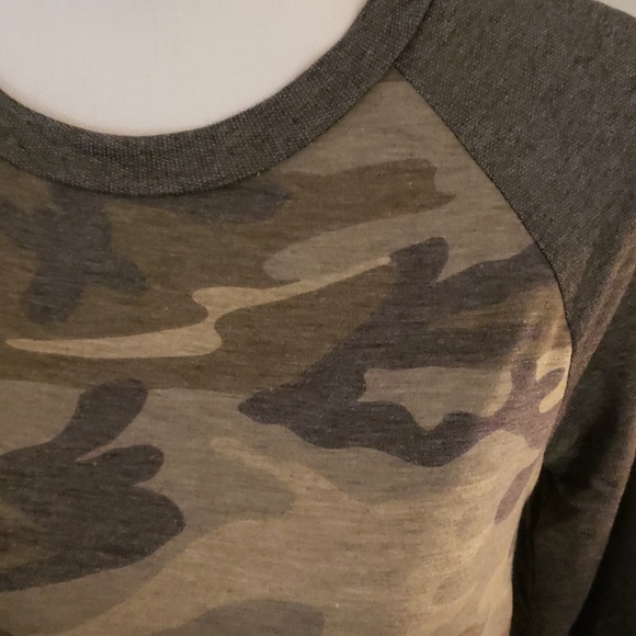 Camo Raglan - Picture 4 of 5